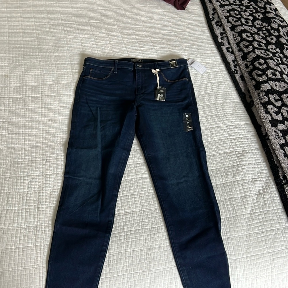 Abercrombie & Fitch Simone high rise sculpt Jean leggings NEW WITH TAGS